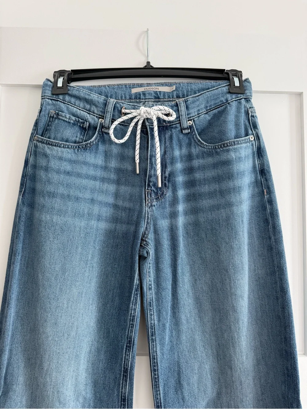Hudson Drawstring Rylee Jean. Size 26 - Picture 6 of 10